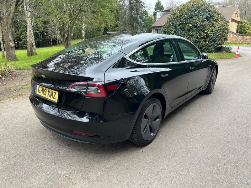 Tesla Model 3 Long Range
